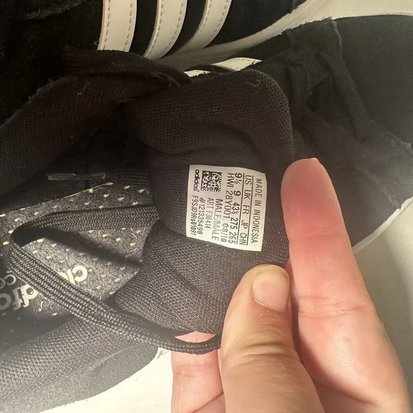 Adidas Grand Court Black Suede 9.5 Classic Design EUC - Picture 7 of 12